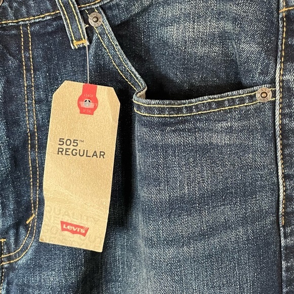 Levi’s 505 NWT 2018 Jeans Size 36x36 - Picture 3 of 12
